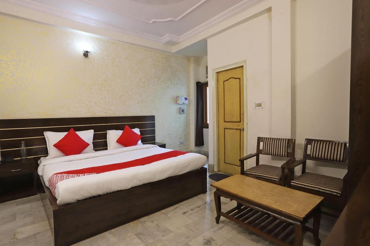 Oyo Flagship 76697 Hotel Park Awadh Lucknow Exterior foto