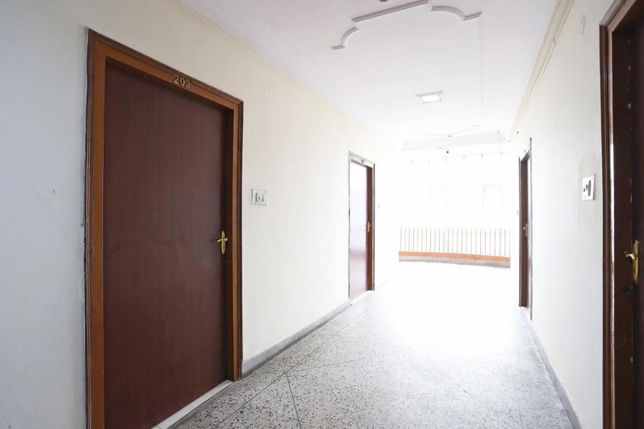 Oyo Flagship 76697 Hotel Park Awadh Lucknow Exterior foto